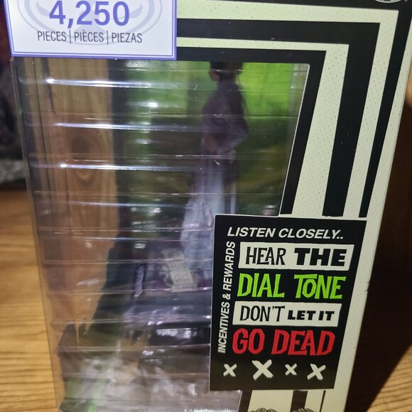 Astrid Jenna Ortega Beetlejuice McFarlane Figure Limited to 4250 (NEW) - Picture 5 of 11